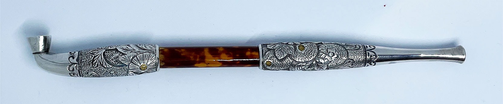 銀煙管深彫金象嵌菊 | ○煙管（キセル）,きせる | 喫煙具専門店ラ