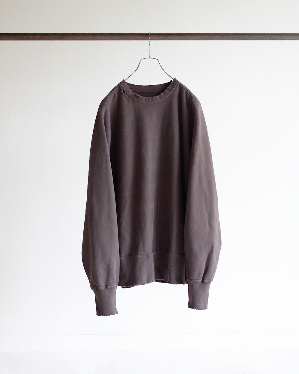 DYED DAMAGE SWEAT SHIRT(F.BLACK) – ANCELLM