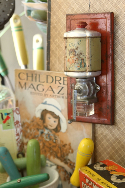 アンティークトイ ミニチュア コーヒーミル ブリキのおもちゃ フランス