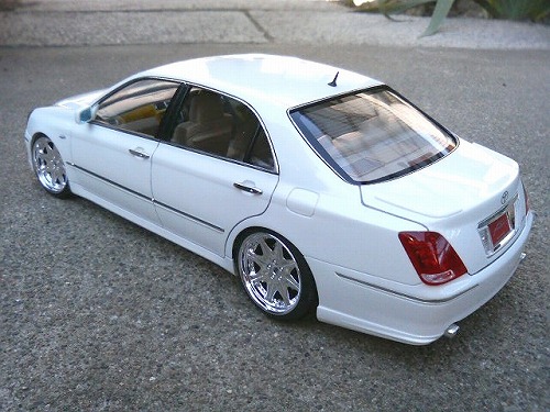 完成品車庫 アオシマ180系マジェスタ後期型・アンクエルション仕様