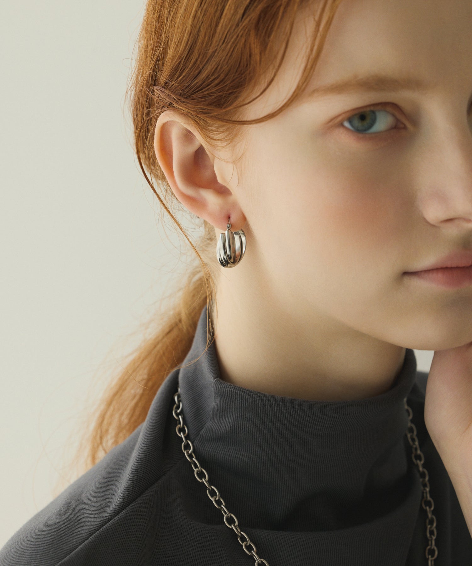 シルバー]トリプルウェブフープピアス