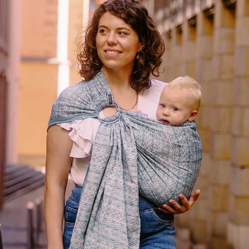 新生児から成長に合わせて使えるスリング｜ディディモス アダ・ペトロール
