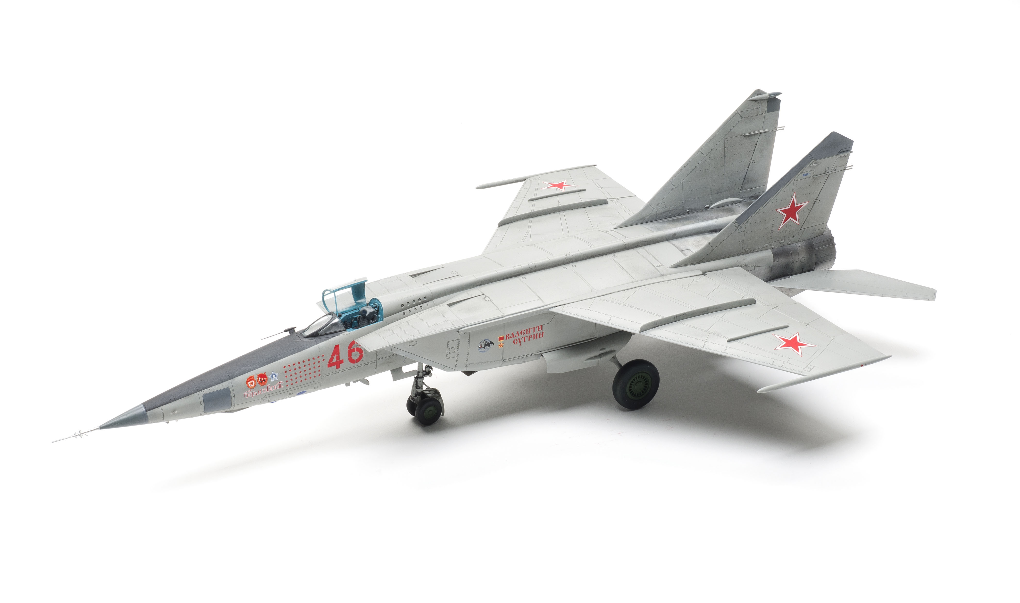 ICM MiG-25RBT “Foxbat-B” | Finescale Modeler Magazine