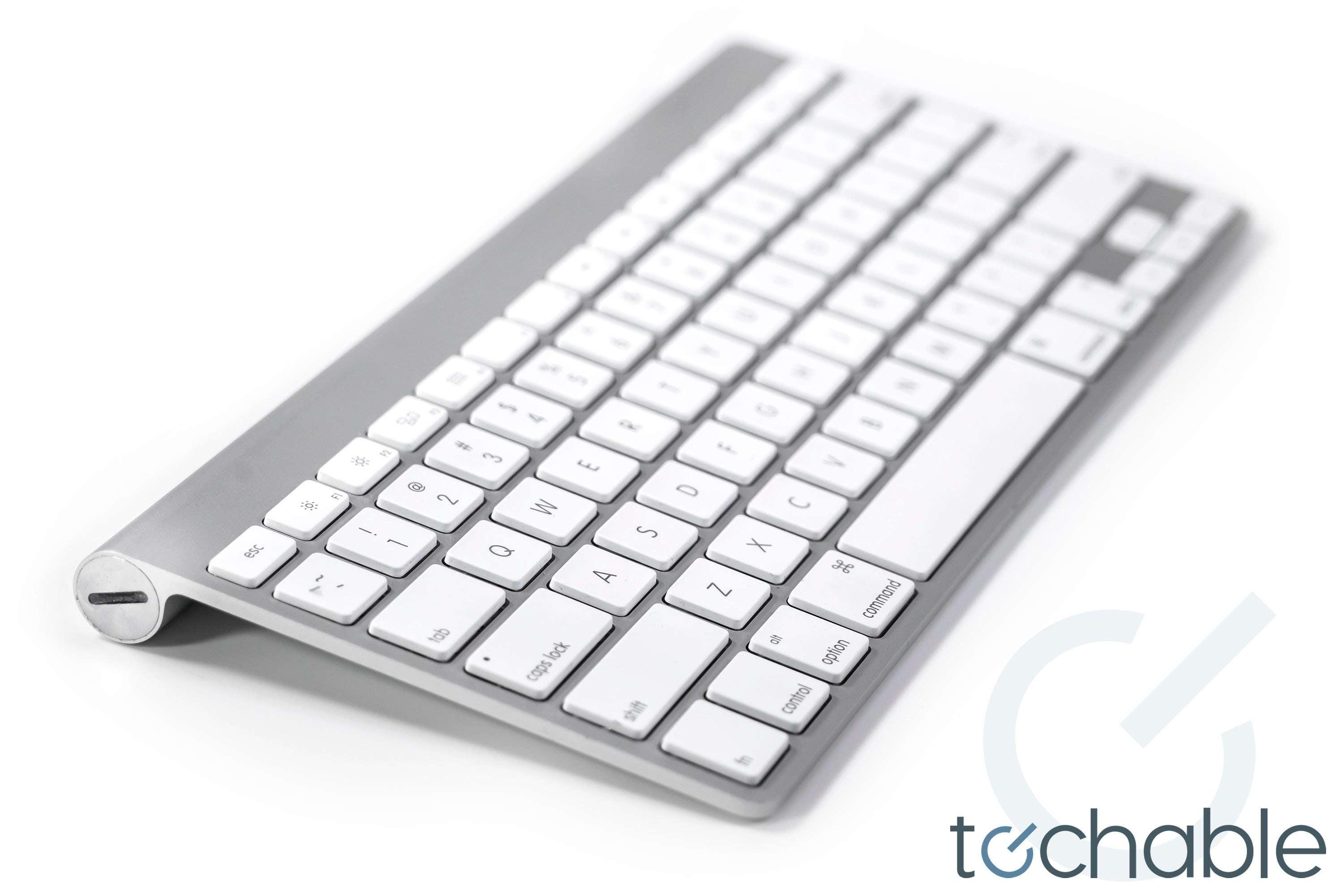 Buy Refurbished & Used Apple Wireless Bluetooth Keyboard (Aluminum