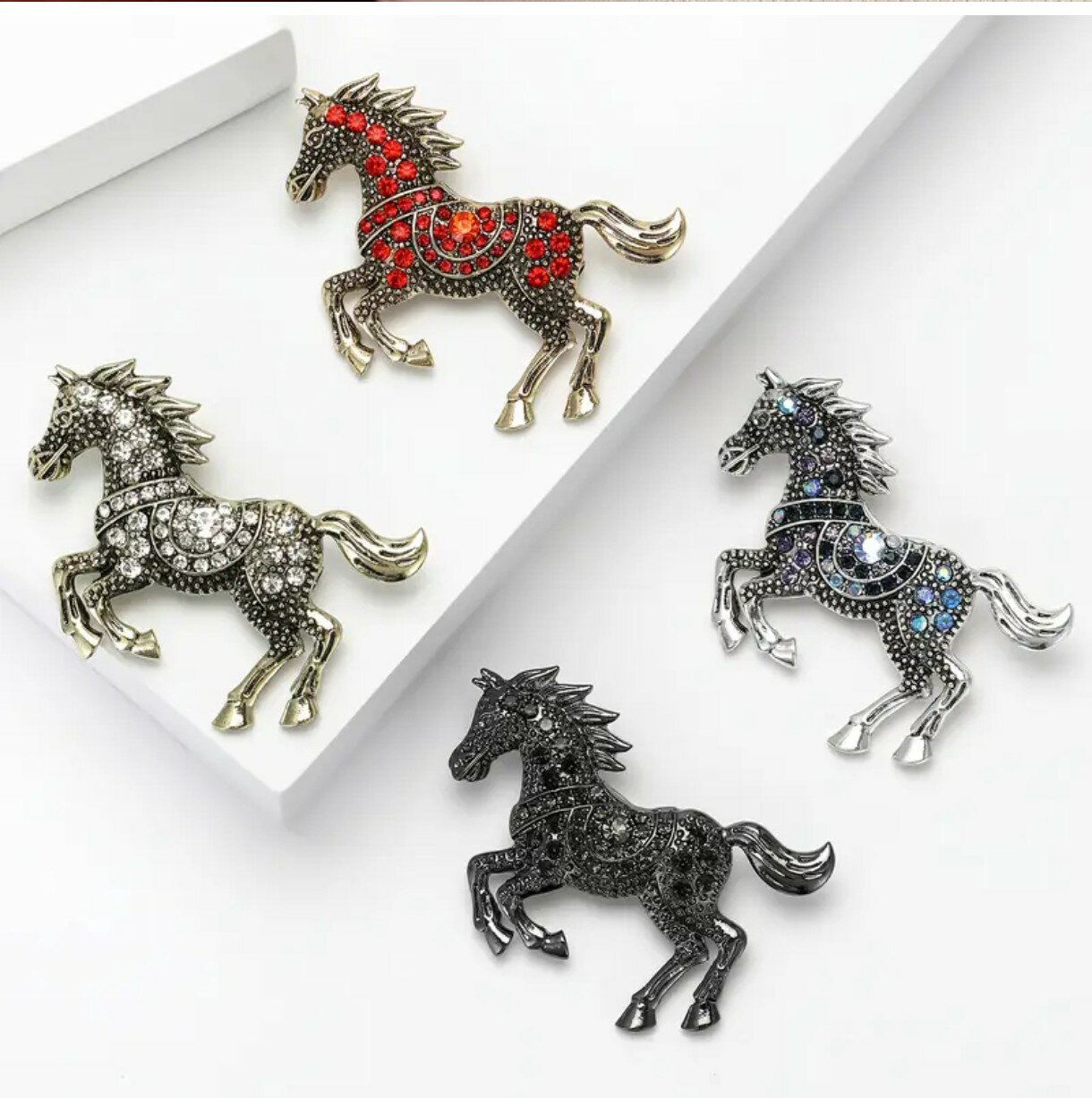 楽天市場】馬（ブローチ｜レディースジュエリー・アクセサリー