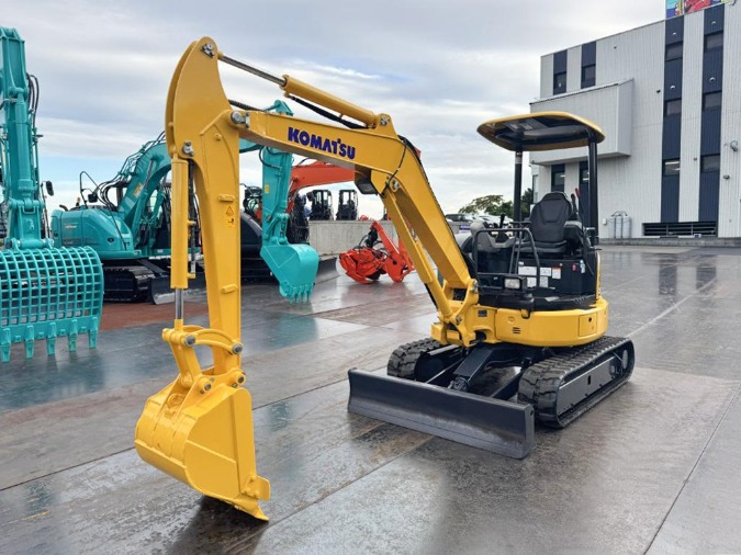 コマツ PC27MR-1 ミニユンボ（ミニショベル）2t~3t 中古重機・建機販売