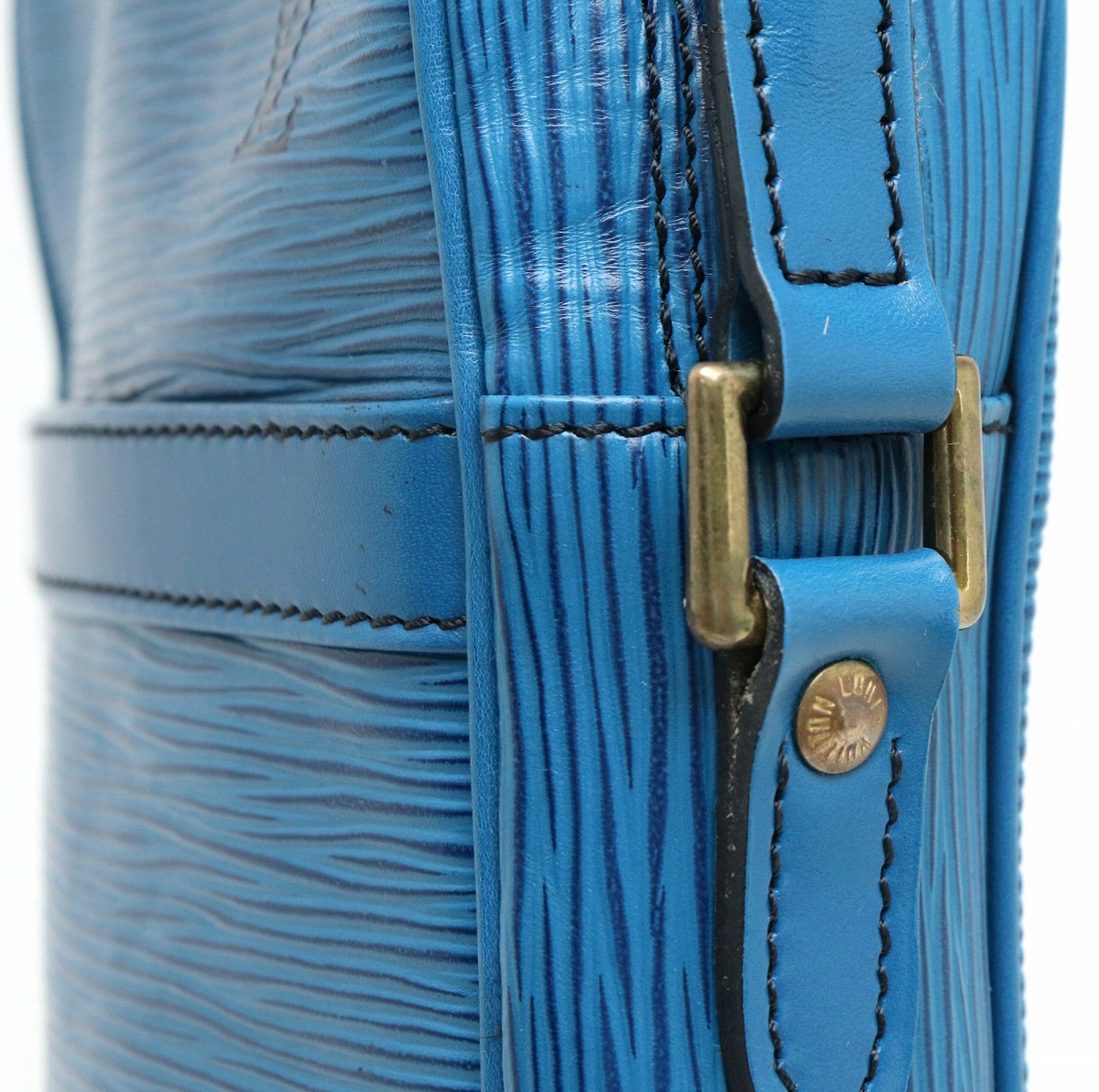 週末価格‼️ ヴィトン エピ ダヌーブ ショルダーバッグ ブルー 難あり