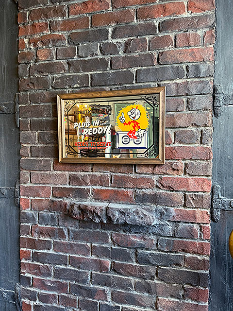 楽天市場】アメリカン ウッド パブミラー （レディキロワット/横型