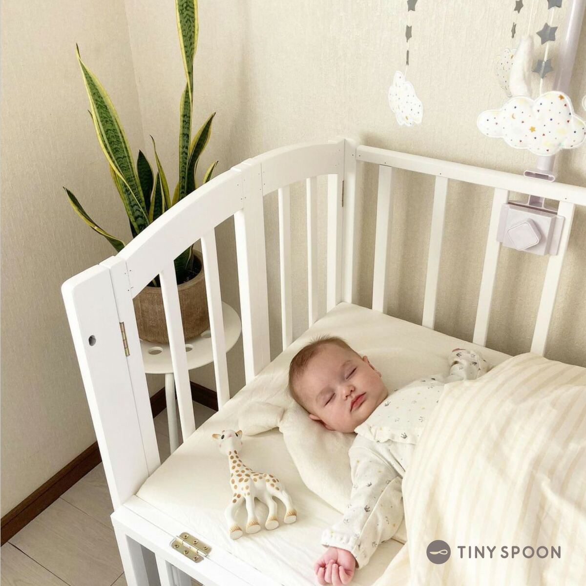 楽天市場】トラセリア ベッドメリー・クラウド ベビーベッドおもちゃ