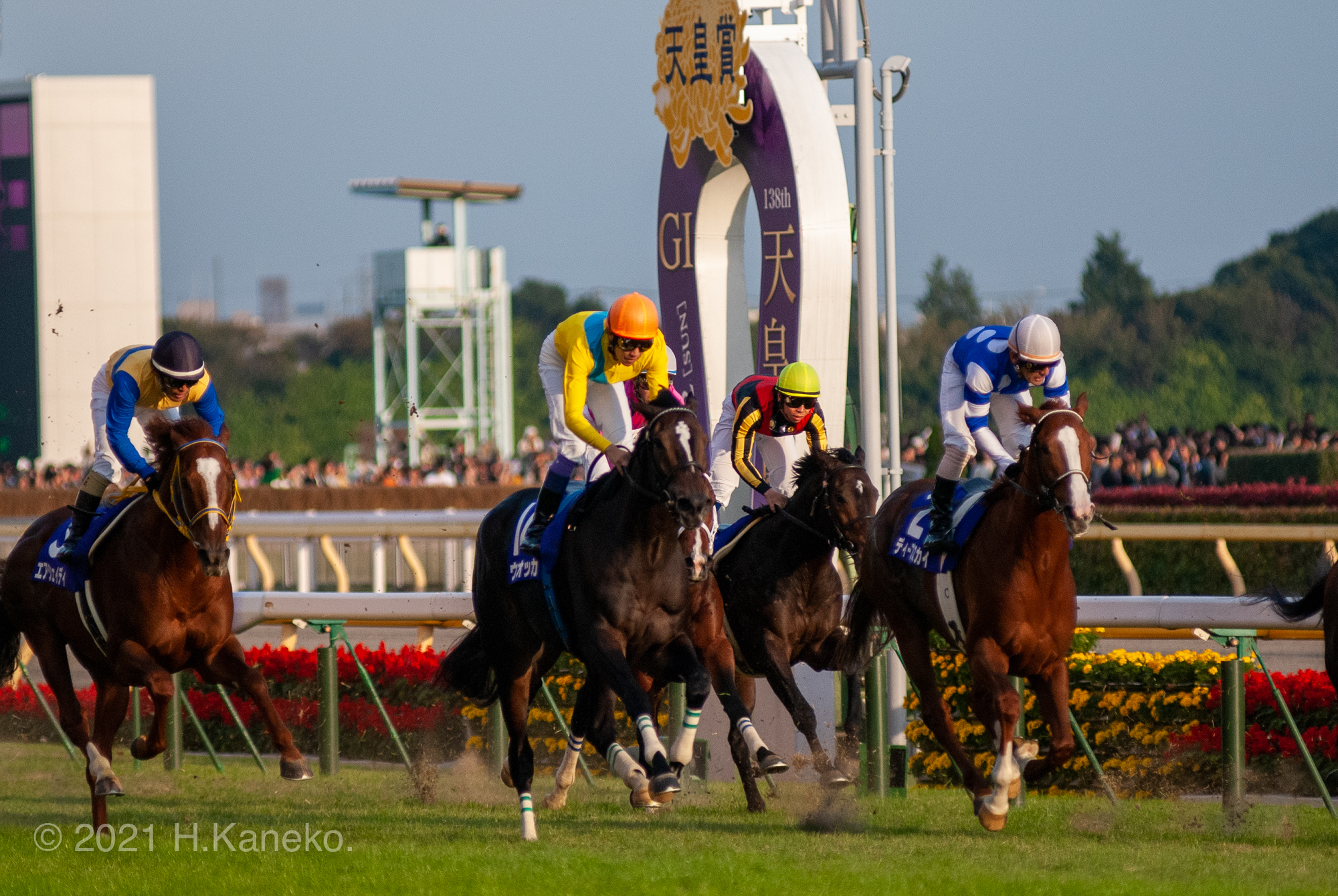 天皇賞・秋］ウオッカvsダイワスカーレットvsディープスカイ…。牝馬の