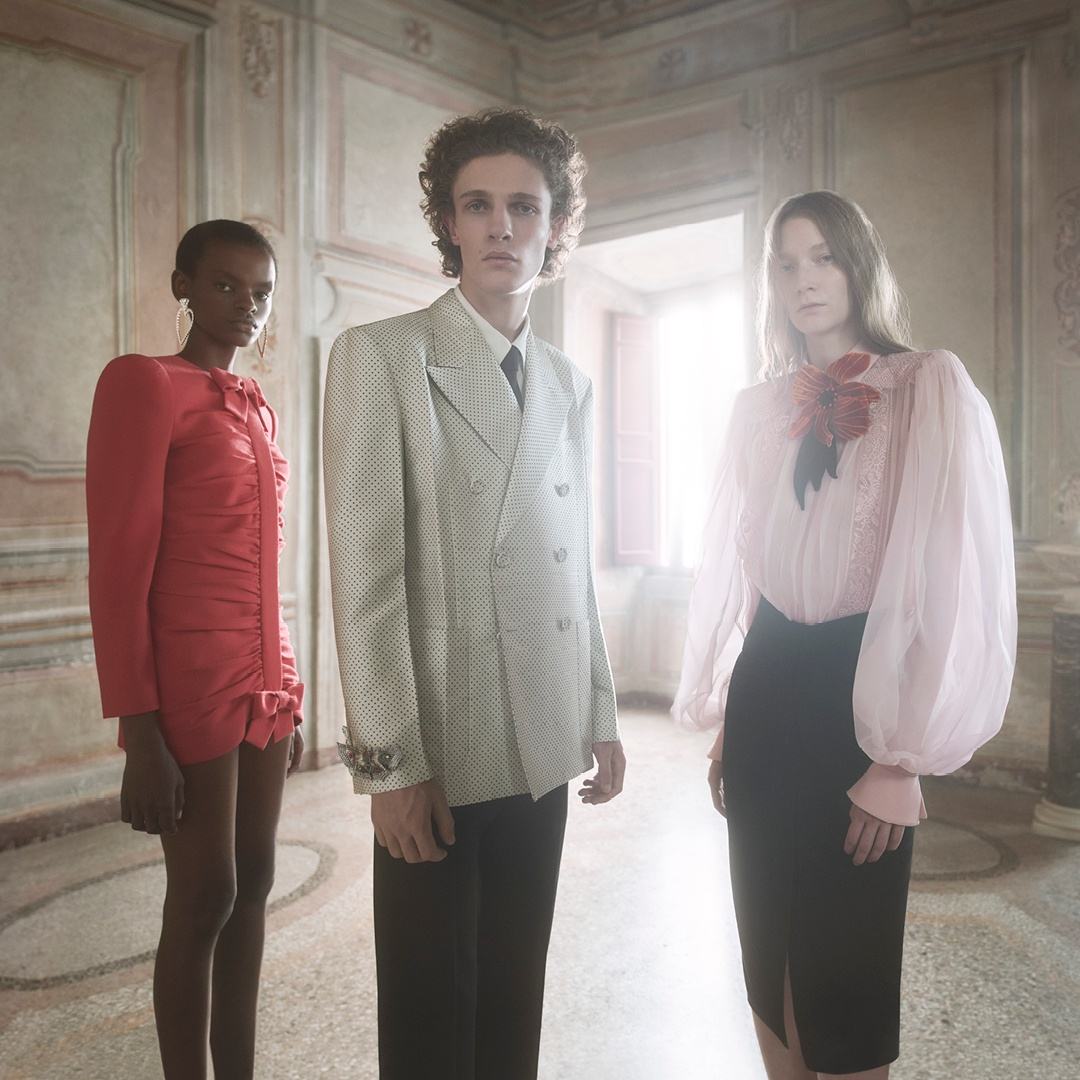 Vlogo Signature Metal Necklace With Swarovski® Pearls for Woman in