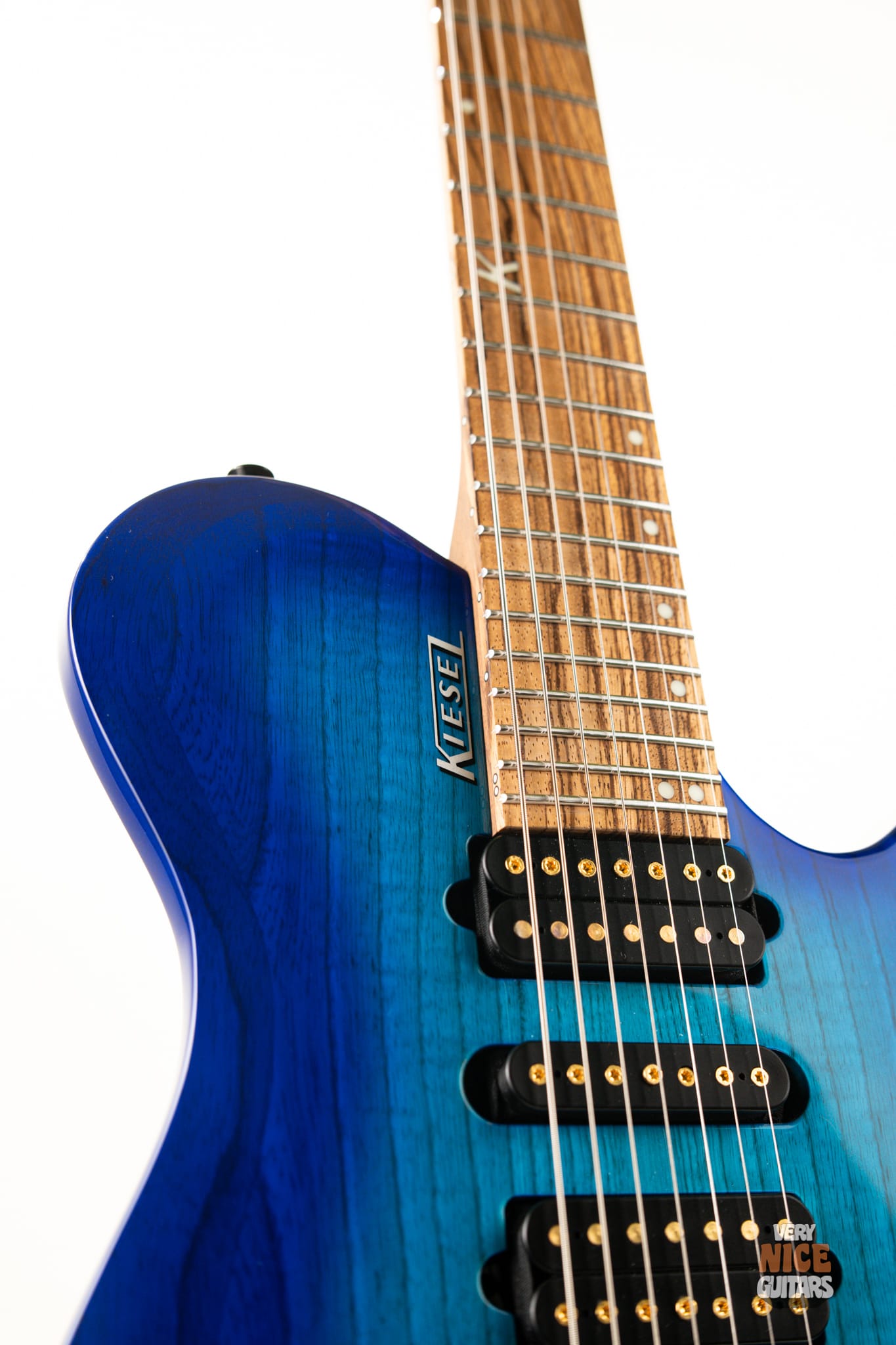 Kiesel Zeus Z7X – Very Nice Guitars