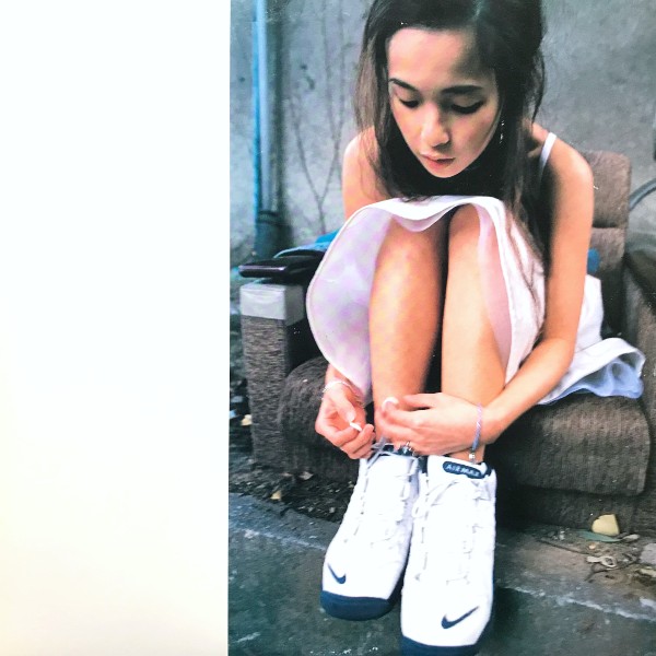 MARIMARI / EVERYDAY, UNDER THE BLUE BLUE SKY / 12