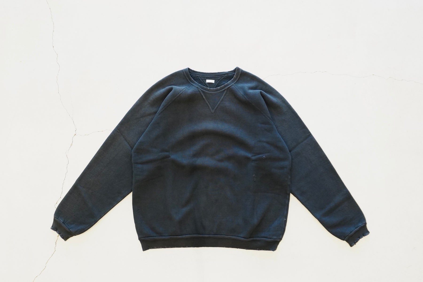 A.PRESSE / Vintage Double V Sweatshirt – web-inter