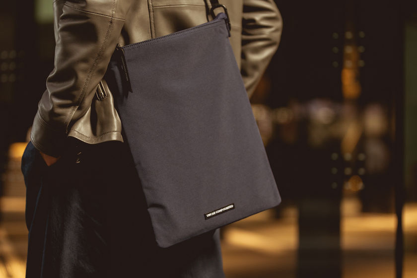 すべてのプロダクトがドッキングする、新発想の機能バッグが目白押し