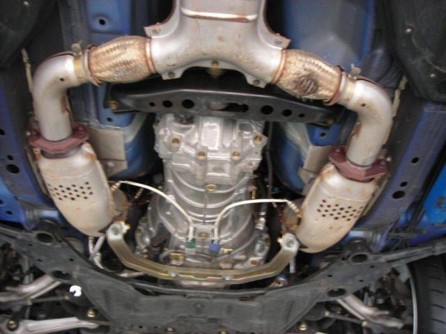 フェアレディZ Z33 スポ－ツキャタライザ－交換 | スタッフ日記