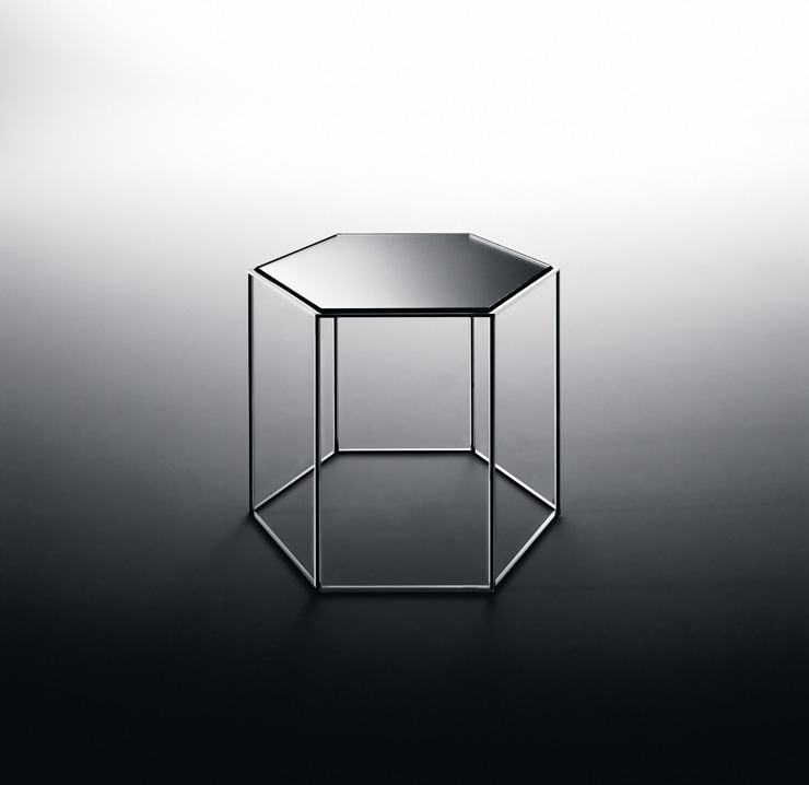 HEXAGON TRIS 691(ヘキサゴン トリス サイドテーブル） DESALTO