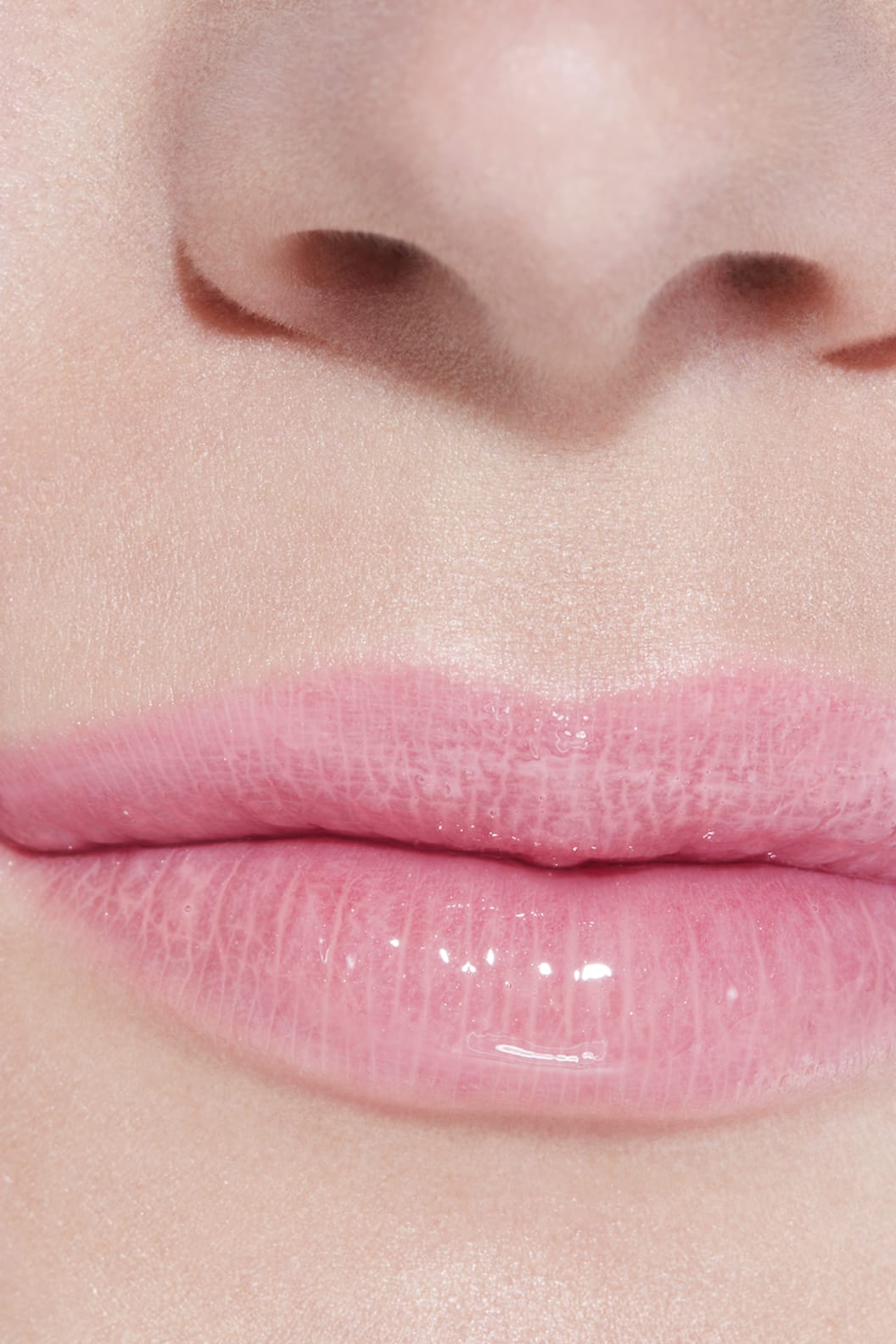 ROUGE COCO GLOSS Moisturising gloss 804 - Rose naïf | CHANEL