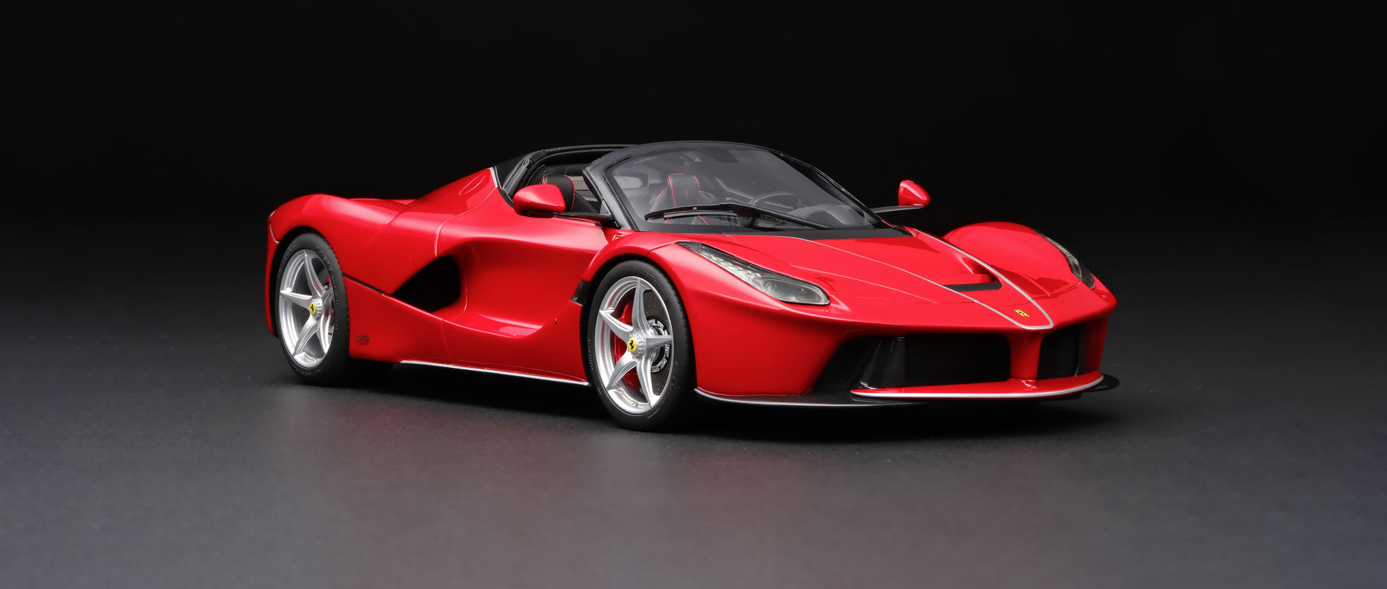 フェラーリ ラフェラーリ アペルタ – Amalgam Collection