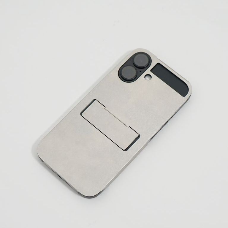 CLAUSTRUM - [ FLAP 16 ] ヘアライン仕上げアイフォンケース｜ IPHONE