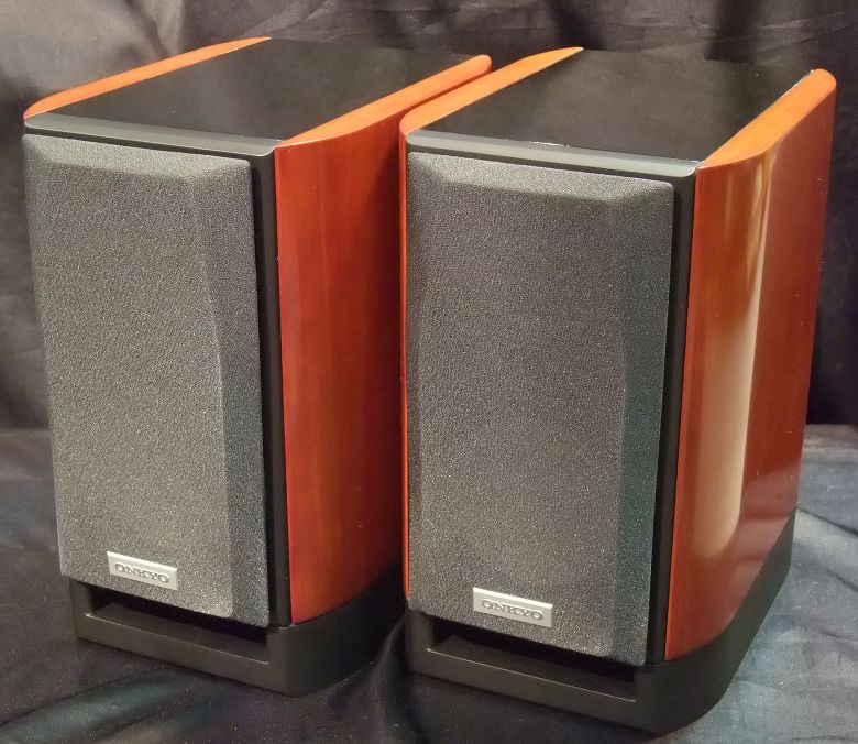 ONKYO D-112ELTD ブックシュルフスピーカー ONKYO D-112ELTD ブック