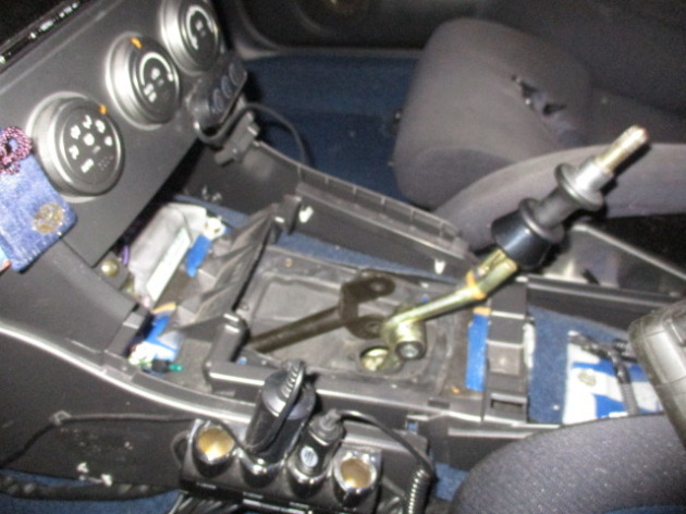 GDBインプレッサにイケヤフォーミュラーシーケンシフターを取り付け