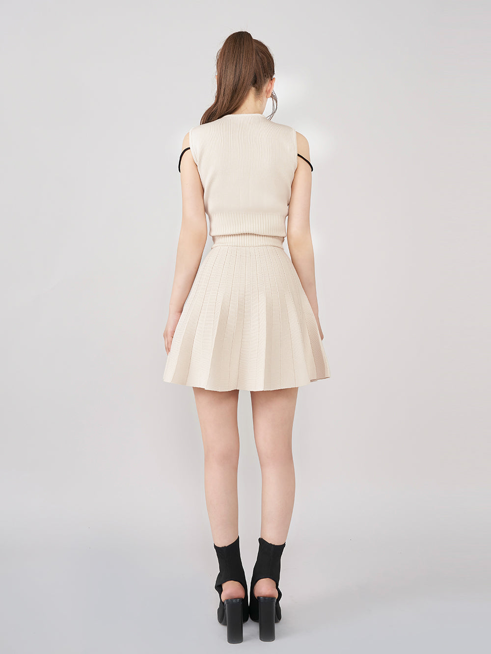 ウエストオープンストリングニットミニワンピース – Darich (ダーリッチ)