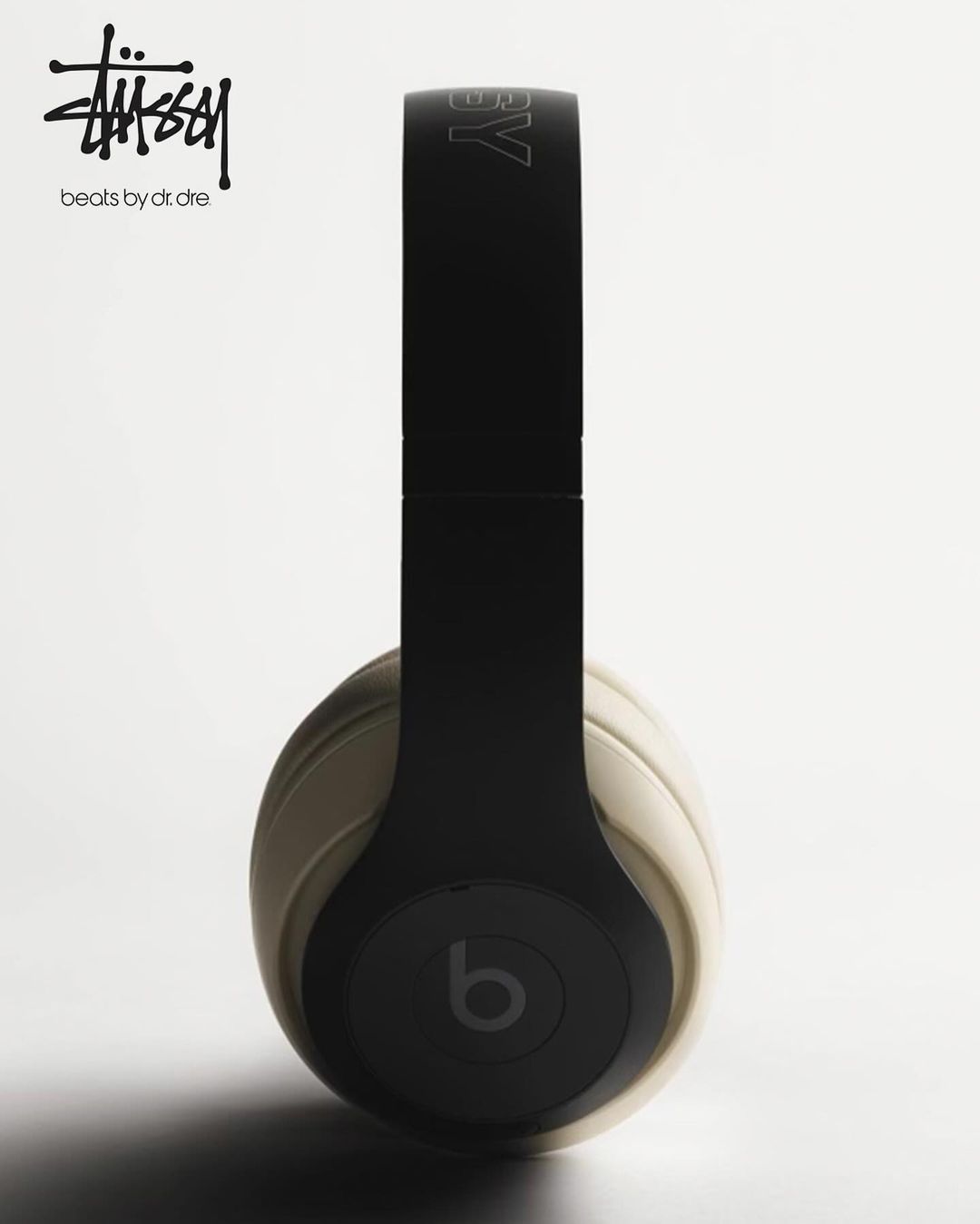 12/15 発売！STUSSY × Beats by Dre 最新コラボ ワイヤレスヘッドホン