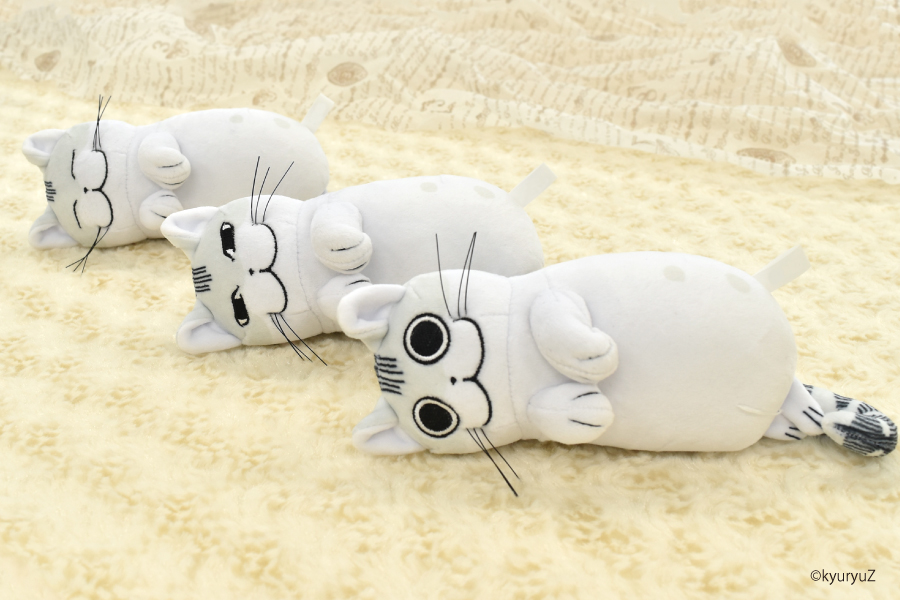 夜は猫といっしょ』より、キュルガゆったりぬいぐるみが登場