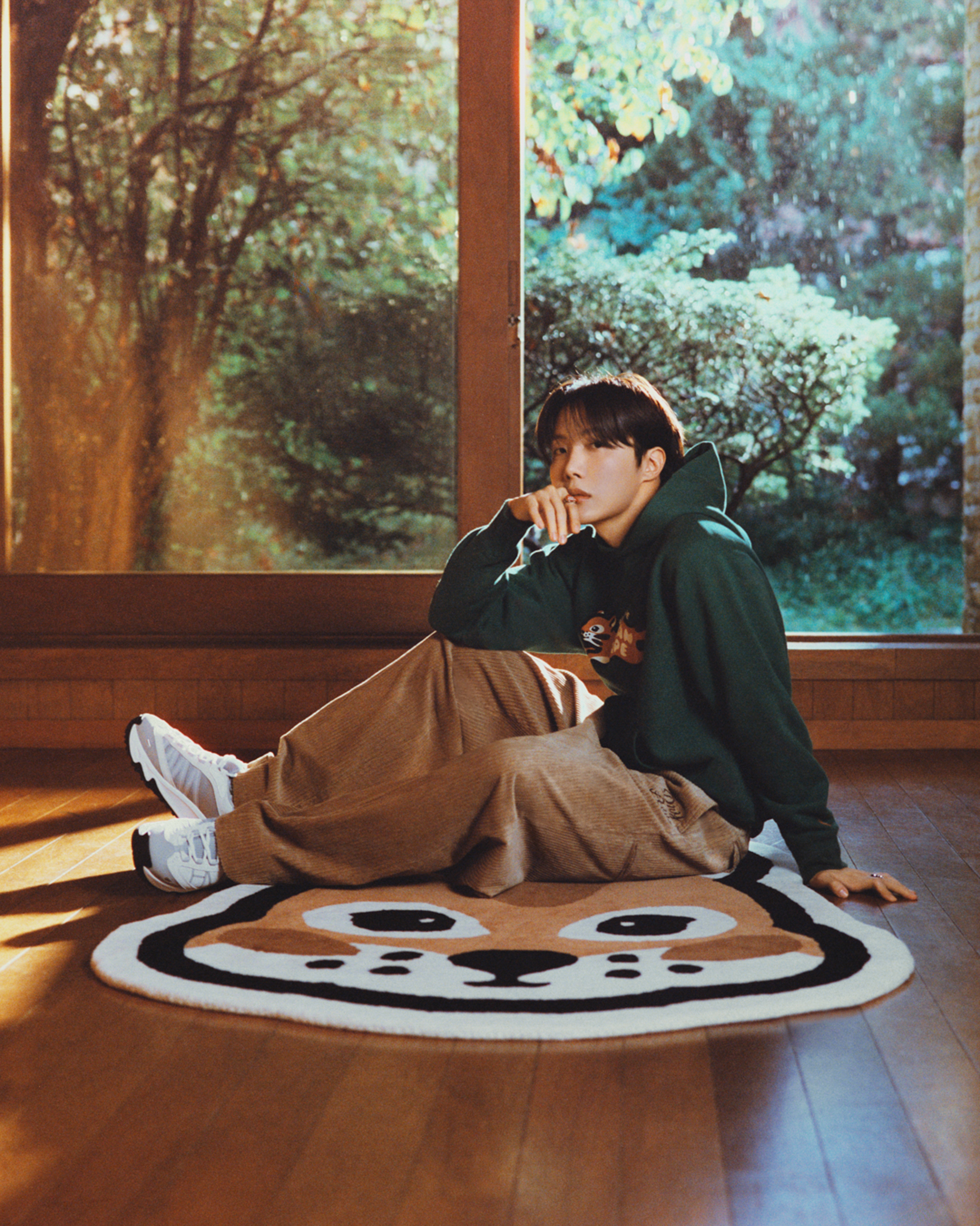 ヒューマン メイドがBTS j-hopeとコラボ スペシャルロゴを配した