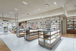 伊勢丹新宿店 メンズ館初“香り”に特化したイベント「香水夏市」約300点