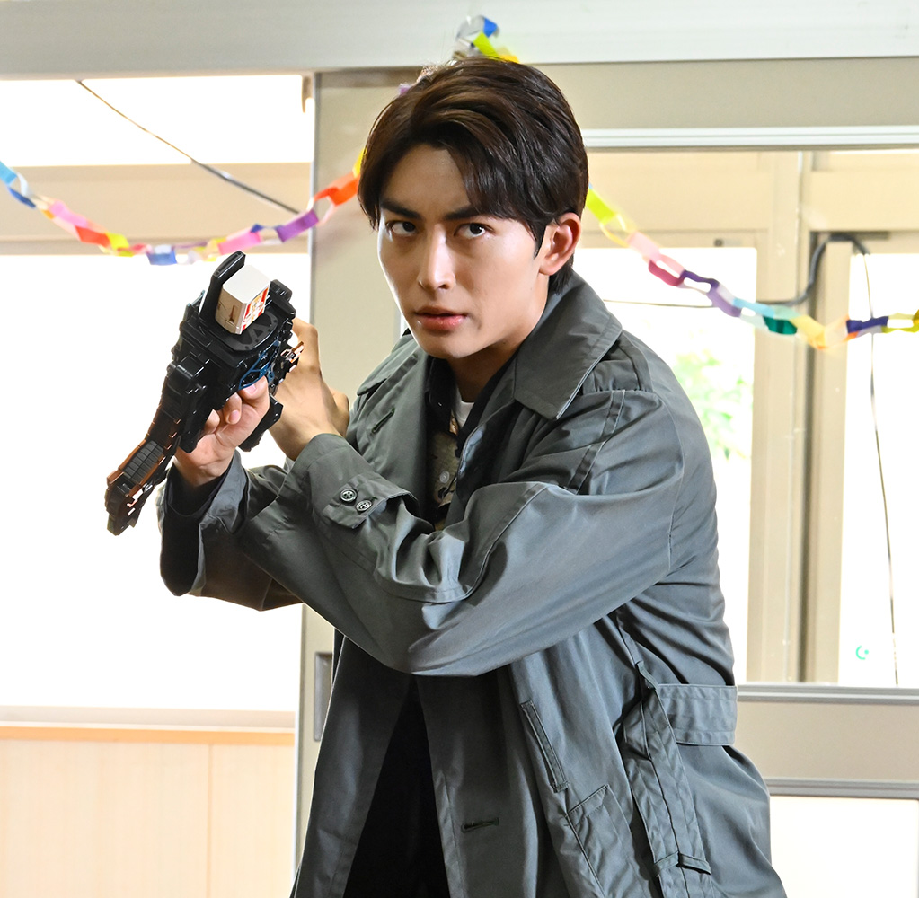 辛木田絆斗 | 仮面ライダー図鑑 | 東映