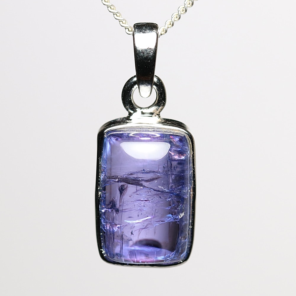 トップクォリティ] 宝石質タンザナイトペンダントトップ（シルバー925