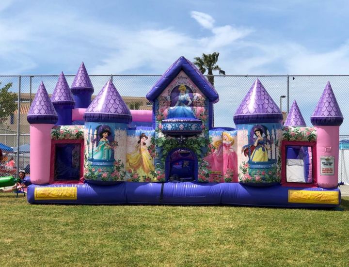 Disney Princess Palace Jumper | Jump 4 Adan