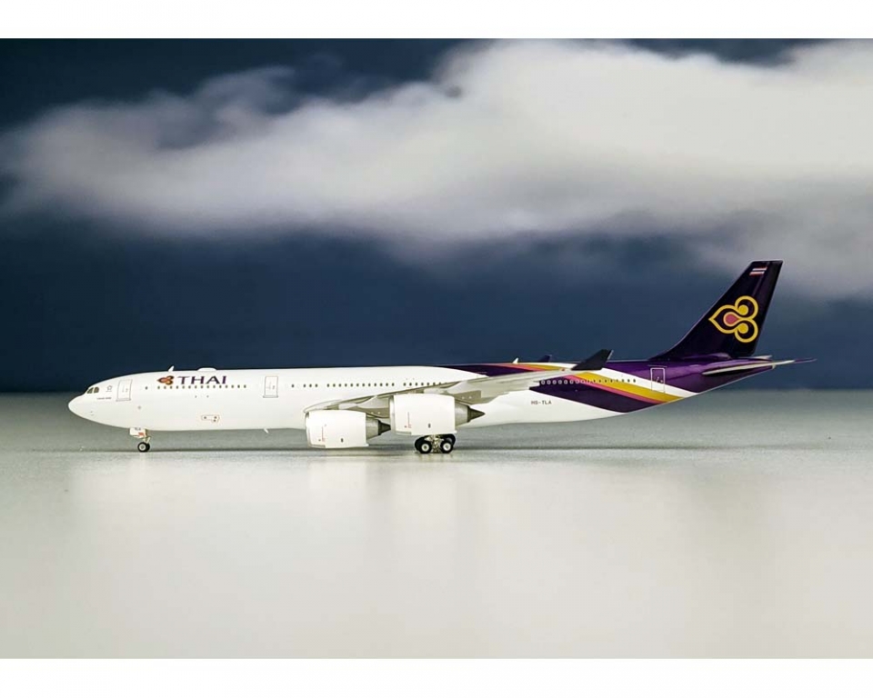 www.JetCollector.com: PHOENIX THAI AIRWAYS A340-500 HS-TLA 1:400