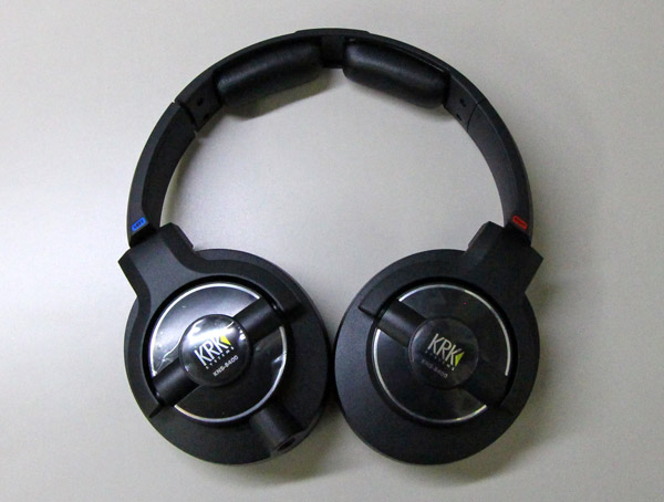 20年以上の技術が注ぎ込まれたKRKのヘッドフォン KNS-8400が降臨！！