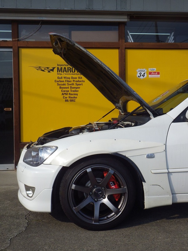 アルテッツァ[SXE10]用ボンネットダンパー