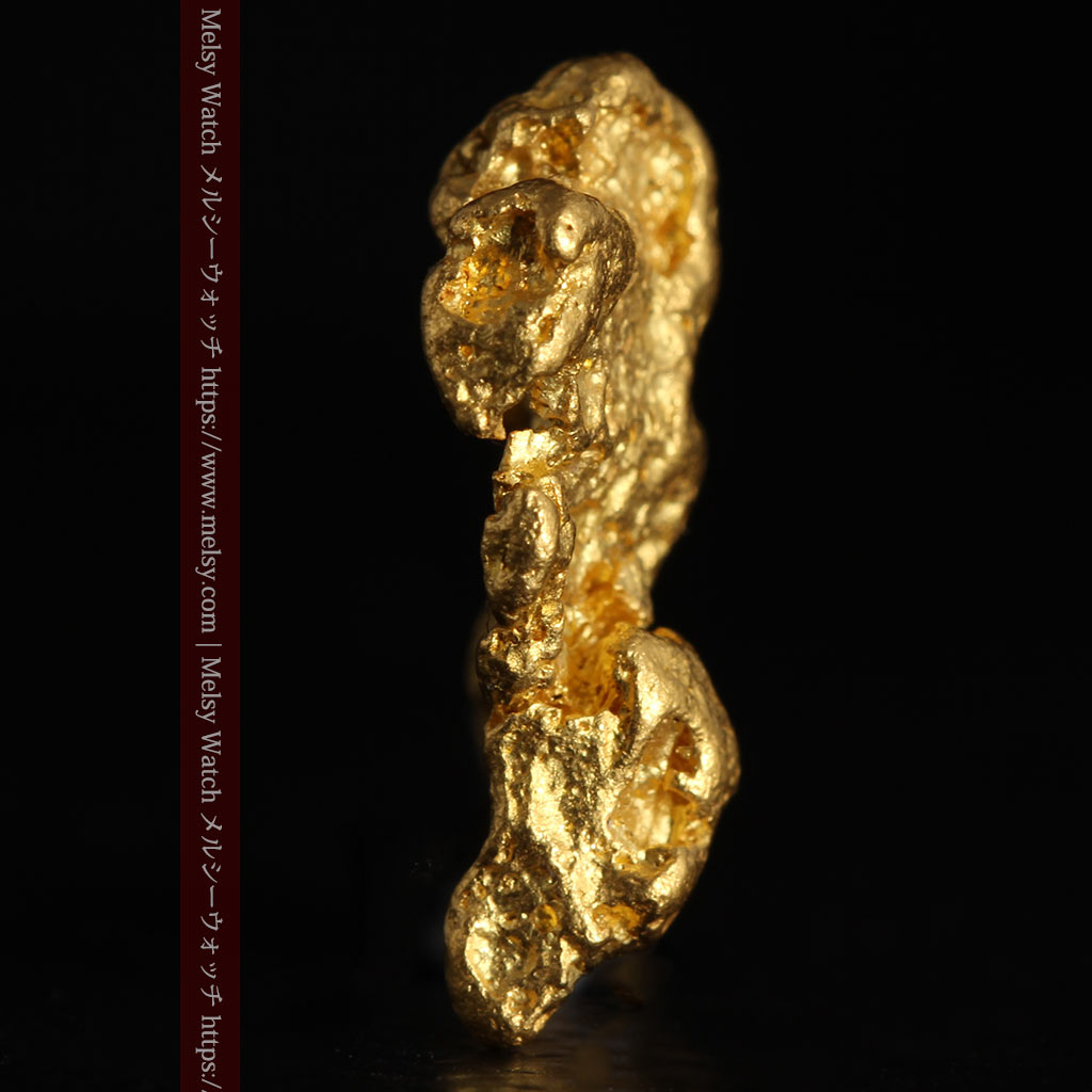 4.56gの大きさのある輝きの綺麗な自然金