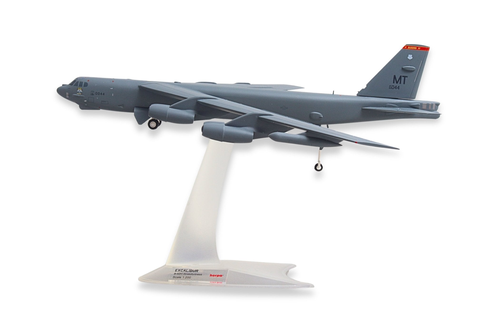 Herpa Wings 573467 1:200 USAF Boeing B-52H Stratofortress