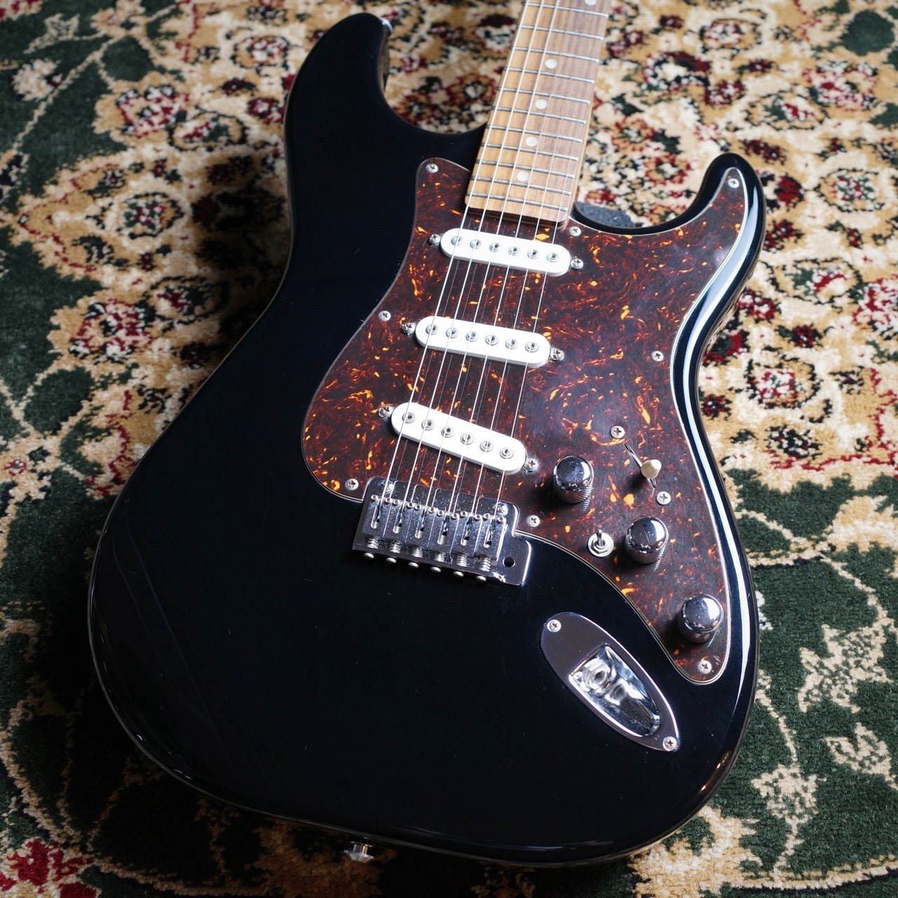 希少な一本！】G&L S500 Premium/R BK エレキギター｜島村楽器 アミュ