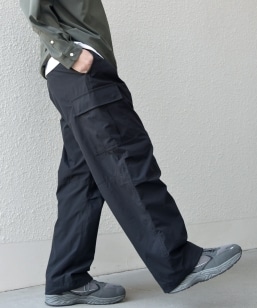 DQVIIR x SHIPS: モンスターズ スケート デッキ(8.25 x 32inch