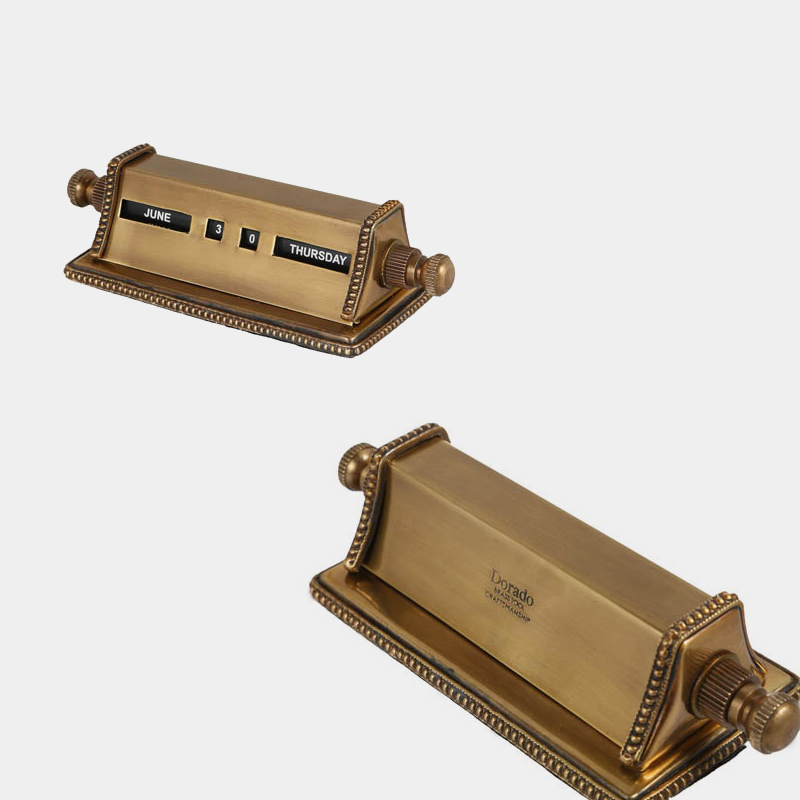 DULTON（ダルトン）真鍮製の卓上カレンダー Dorado - おしゃれな