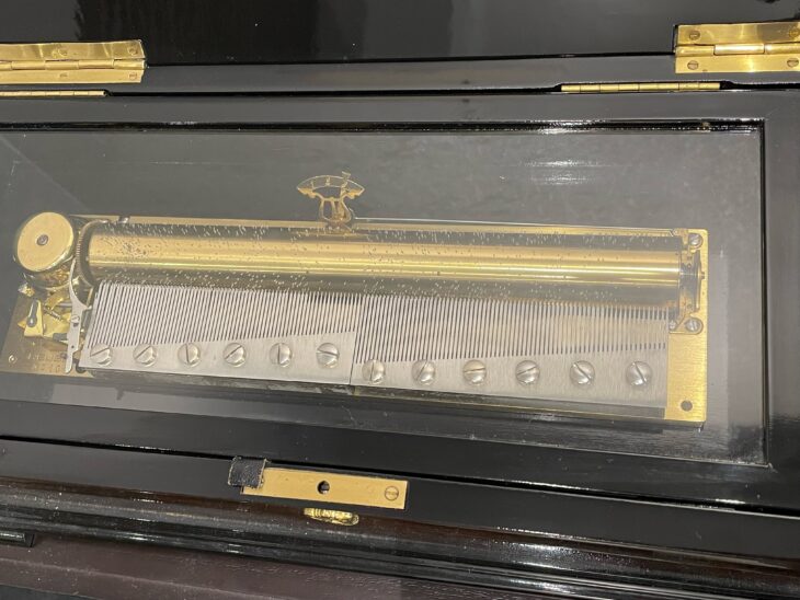 リュージュ オルゴール144弁：椿姫/ナブッコ/トロヴァトーレ