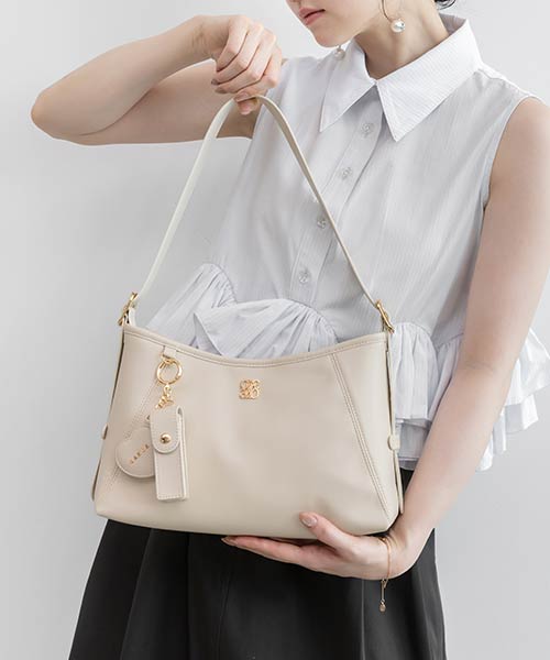 チャーム付きワンショルダーバッグRANDA公式サイト