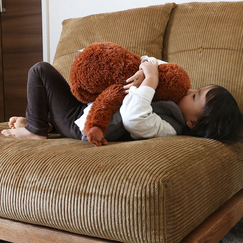 わたしの愛用品-コンパクトなお部屋でもソファーでゆったりしたい