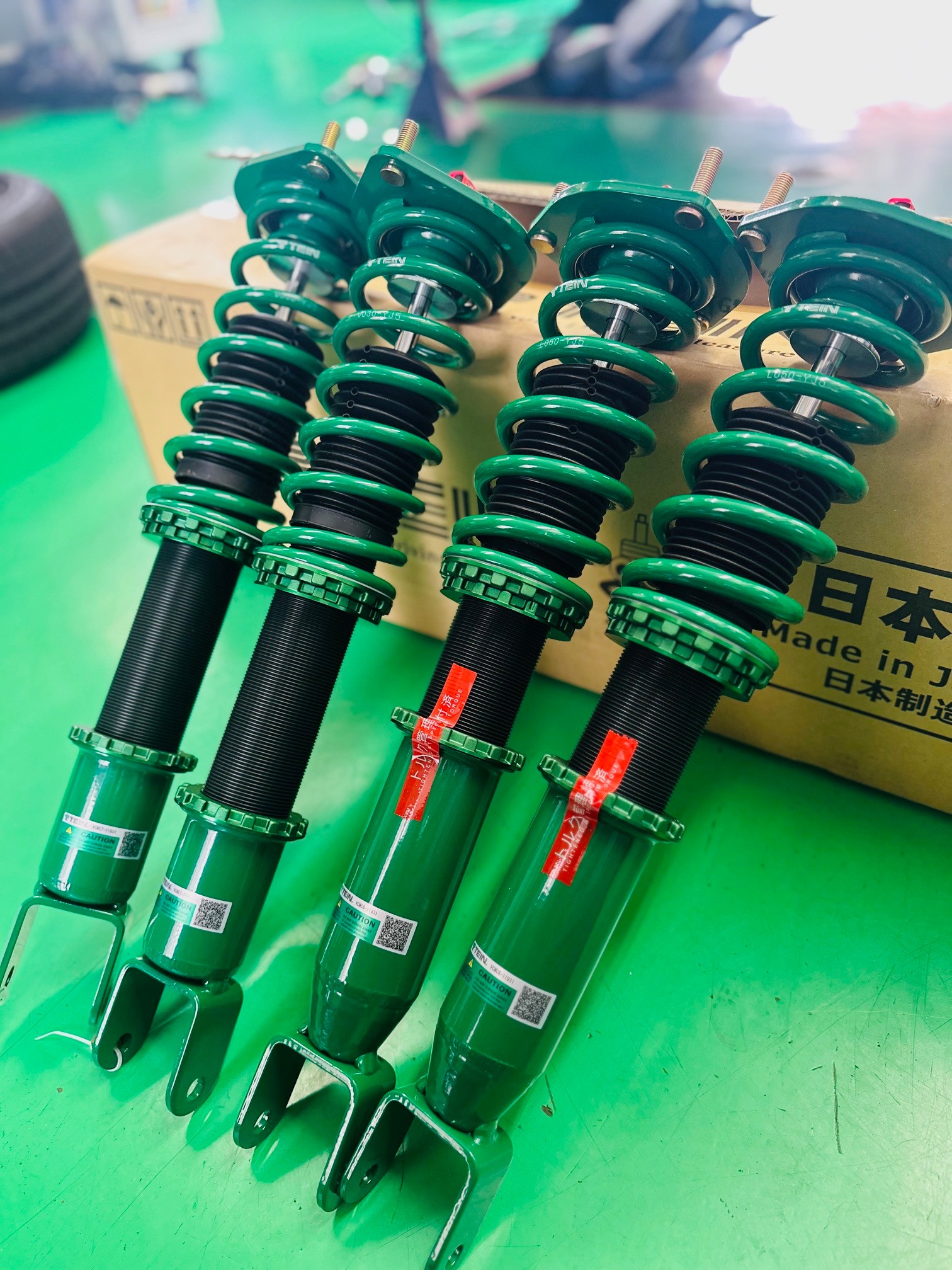 マツダ ロードスター（ND5RE） TEIN FLEX Z 車高調 取付 | 店舗お