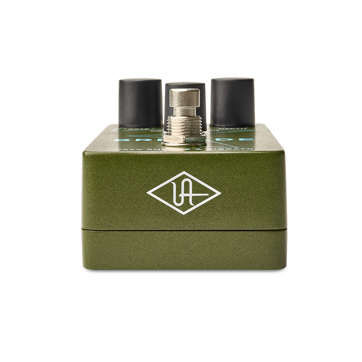 Universal Audio UAFX Brigade Chorus and Vibrato Effect Pedal | The