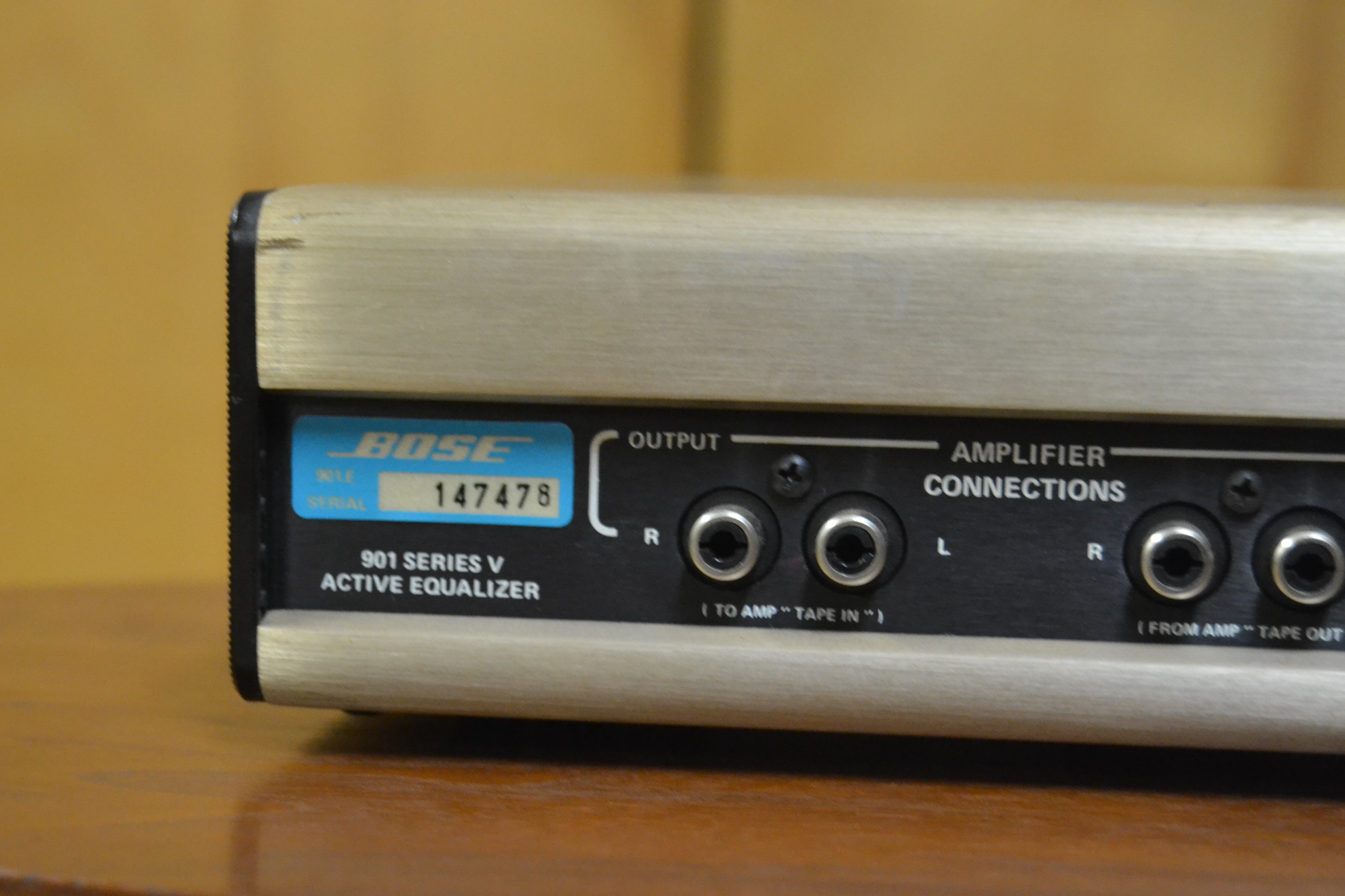 Bose 901 Series V * Equalizer * Tulip Stands – The Turntable Store