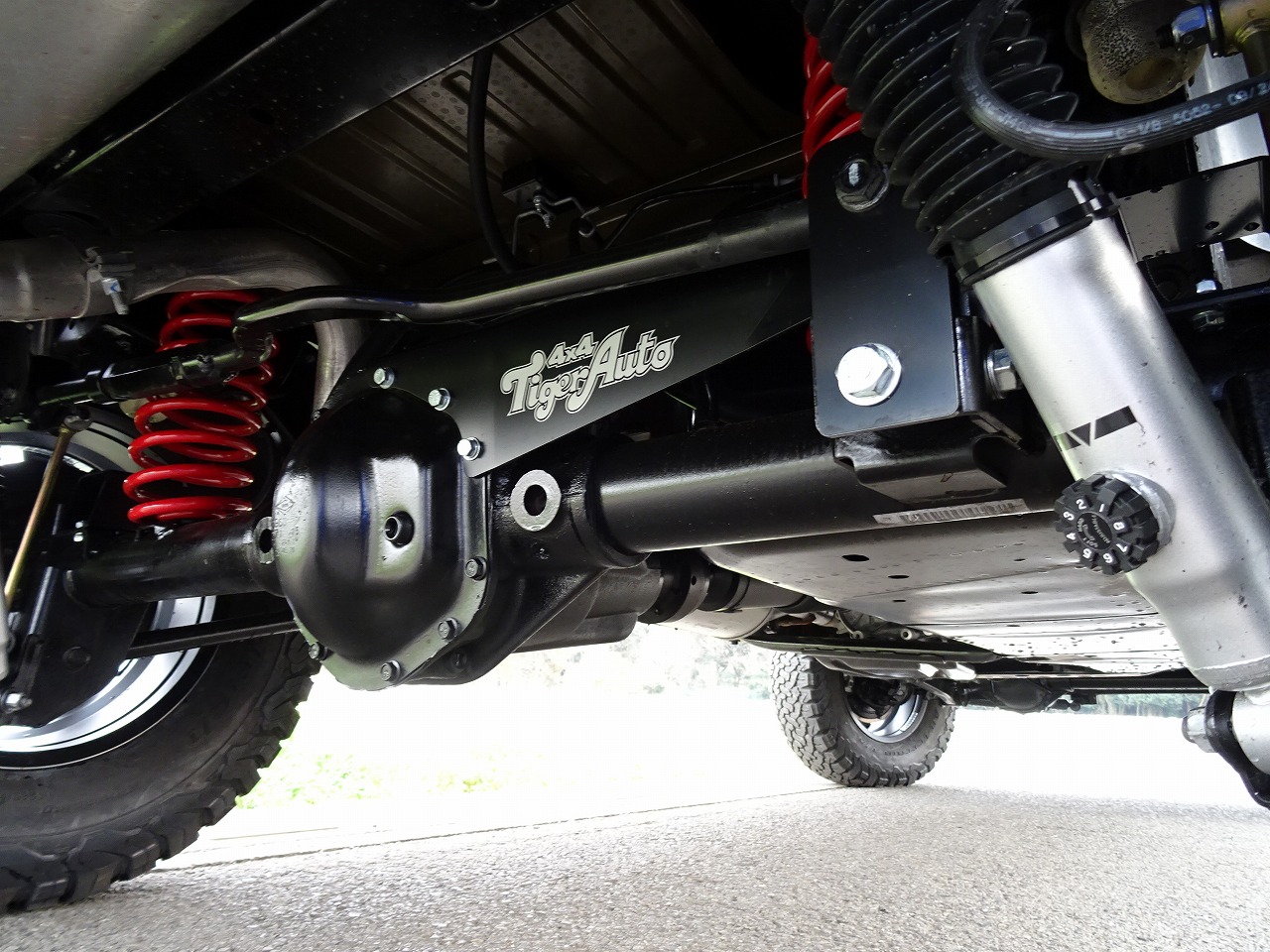 SALE】リヤラテラルアップブラケット / タイガーオートショッピング