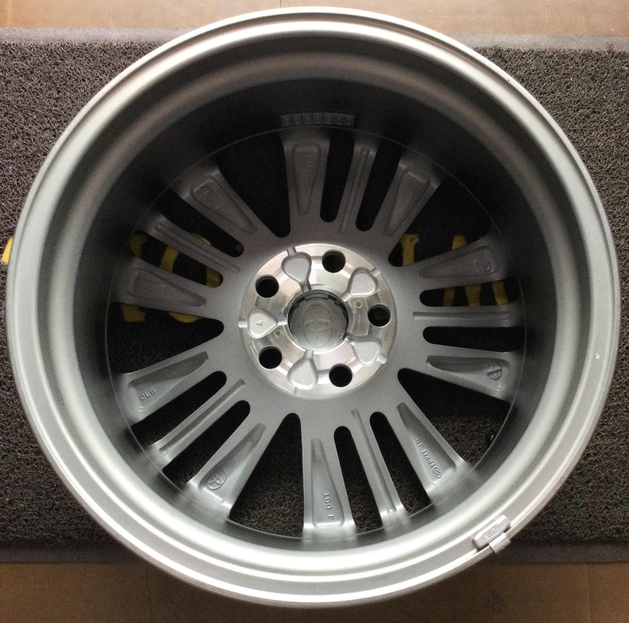 alt2661 中古 トヨタ 40系アルファード Zグレード純正 18インチ アルミ